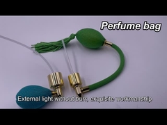 Güzel bir parfüm balonu.